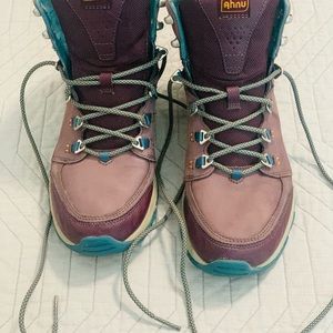 Teva Ahnu Montara III Hiking boot - 9.5